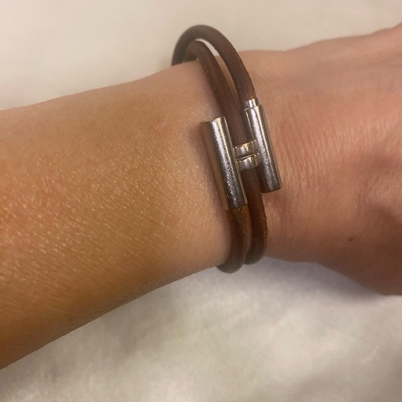 Hermes Brown Leather Bracelet w/Silver Clasp Hermes box /COA included see pic - Picture 10 of 10